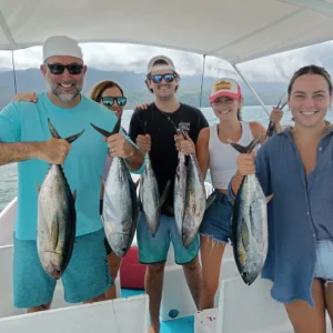 pesca deportiva en bahia ballena costa rica
